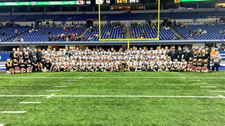 IHSAA 2003 SEASON FOOTBALL LEADERS