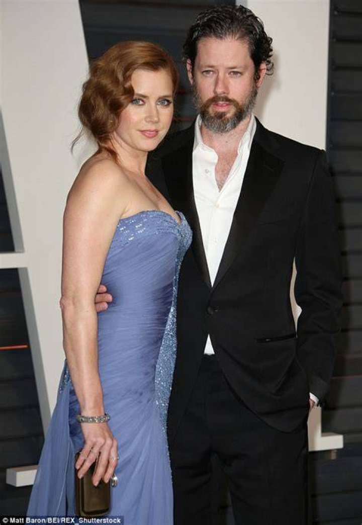 Is Academy Award Nominee Amy Adams Married And Who Is Her Husband?