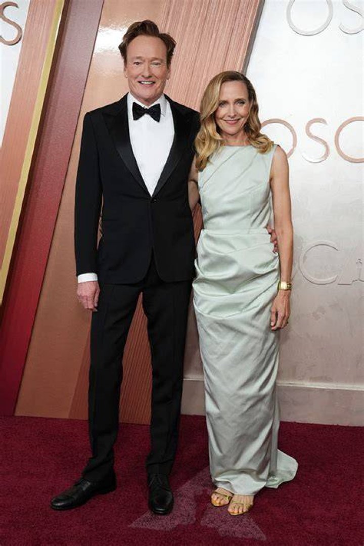 Is Conan O'Brien Married? Uncover The Truth Behind The Rumors