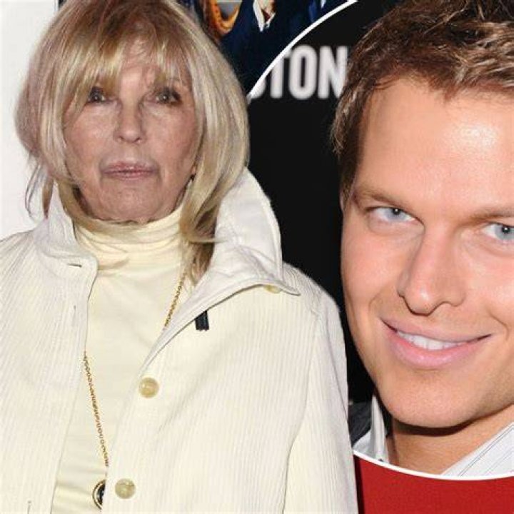 Is Donna Sinatra Related To Frank Sinatra? - The Truth Revealed