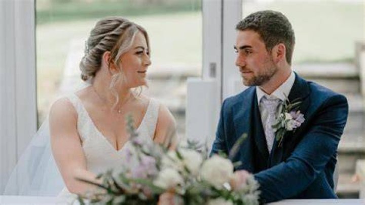 Is Emma Hayes Married - Complete Relationship Details Revealed