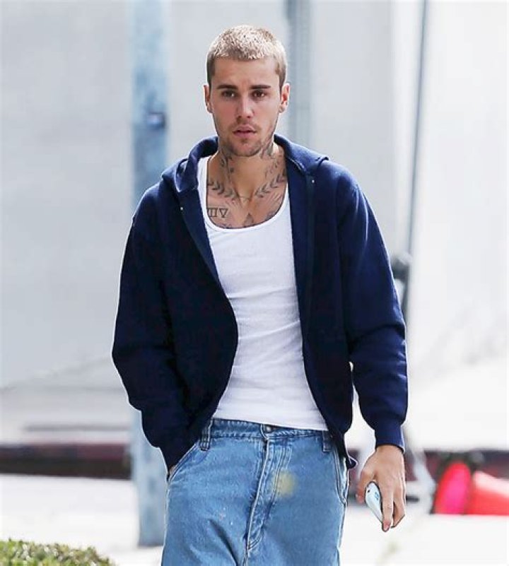 Is Justin Bieber Fat? The Truth About His Weight