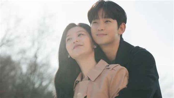 Is Kim Ji Won And Kim Soo Hyun Reigniting Their Romance?