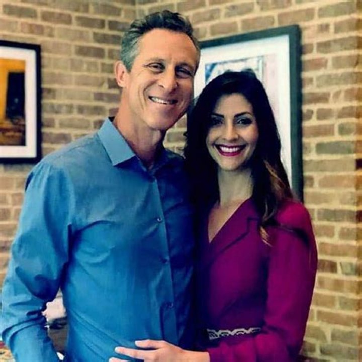 Is Mark Hyman's Marital Status Revealed?