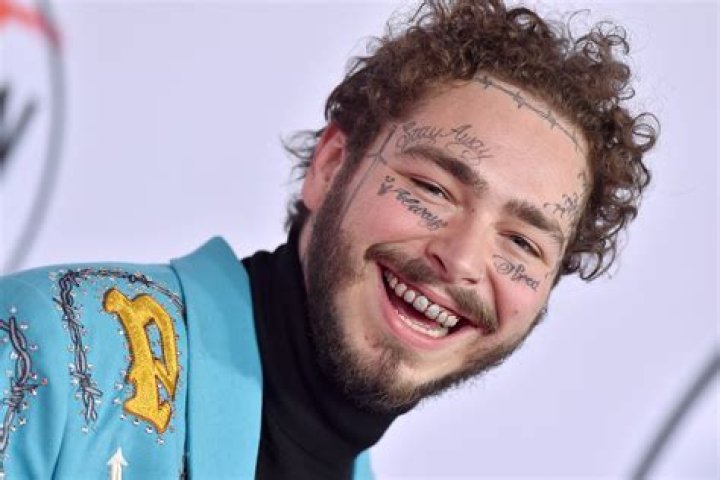 Is Post Malone Gay and Does He Have A Wife, Girlfriend, or Fiance? ·