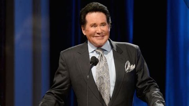 Is Wayne Newton Still Alive? The Truth About His Health