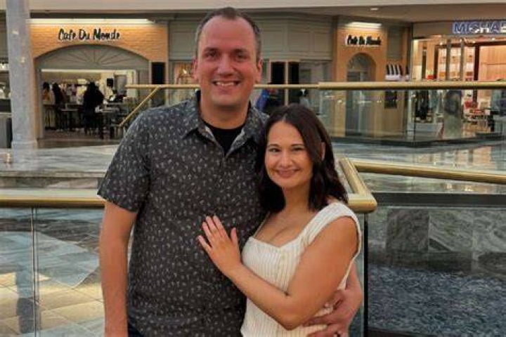 Jennifer Stahl's Boyfriend: Uncovering The Truth Behind The Rumors