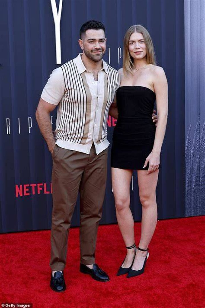 Jesse Metcalfe's Wife: A Love Story In The Spotlight