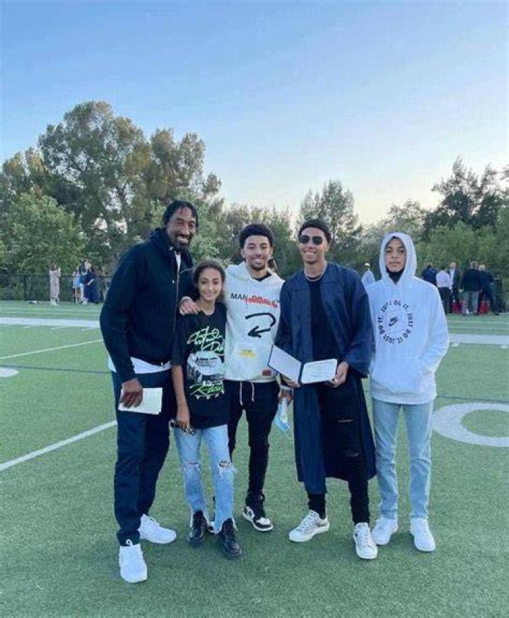 Justin Pippen: The Unforgettable Journey Of Scottie Pippen's Siblings