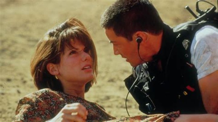 Keanu And Jennifer: An Unbreakable Cinematic Duo