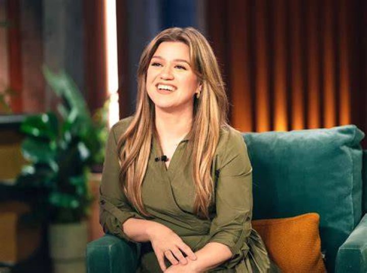 Kelly Clarkson's Staggering Net Worth Unveiled