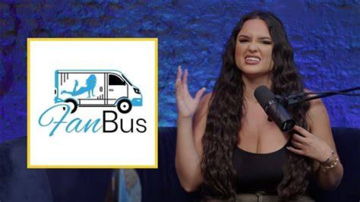 Kelsey Lawrence Fan Bus: Ultimate Guide To Support The Rising Star