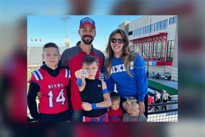 Kirstie Allen's Parents: A Look At Her Family Background