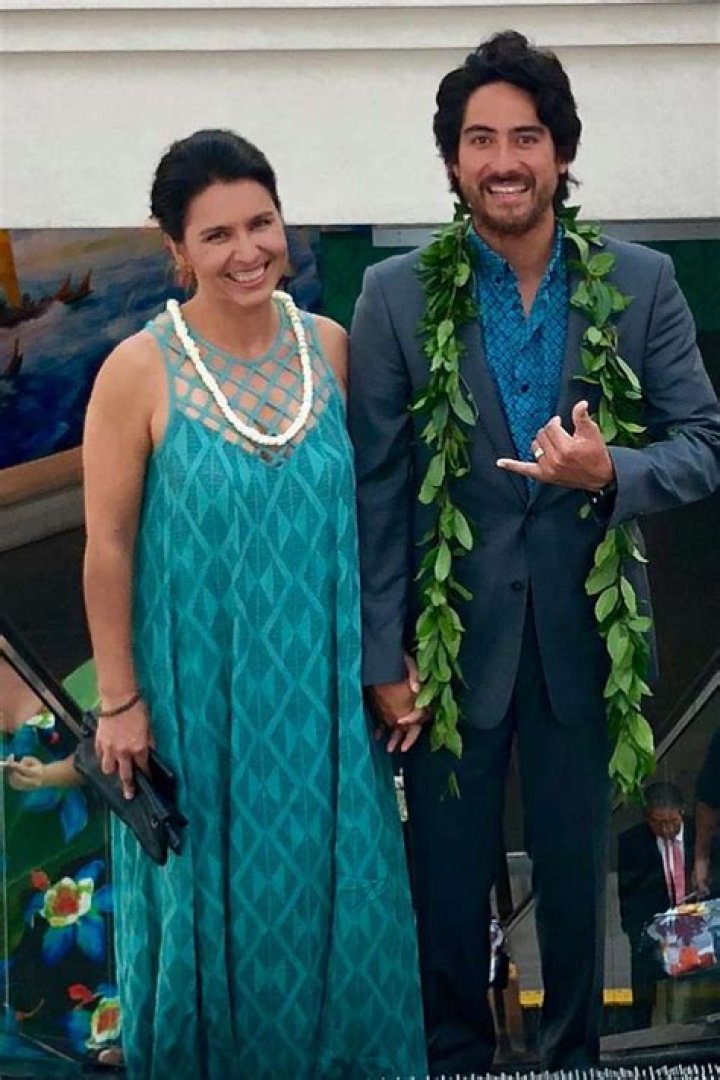 Know The Untold Truth About Tulsi Gabbard's Husband's Net Worth