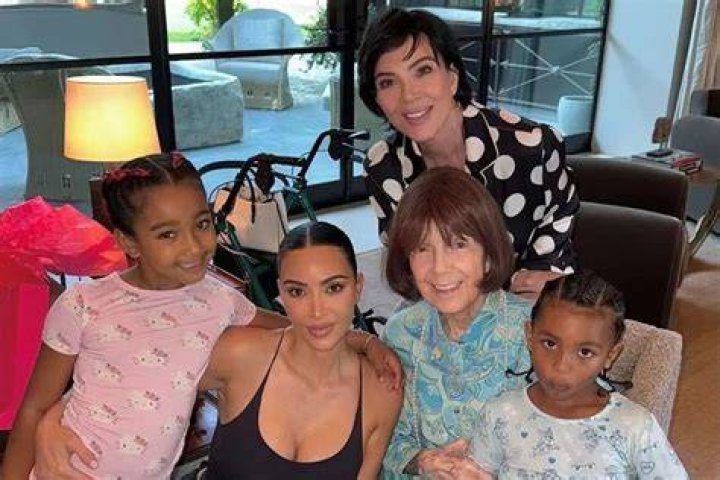 Kris Jenner's Mother: Exploring The Life Of Mary Jo Campbell