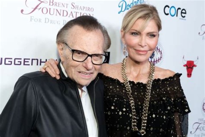 Larry King Was Married 8 Times To 7 Different Women Glimpse Inside His Relationship Timeline