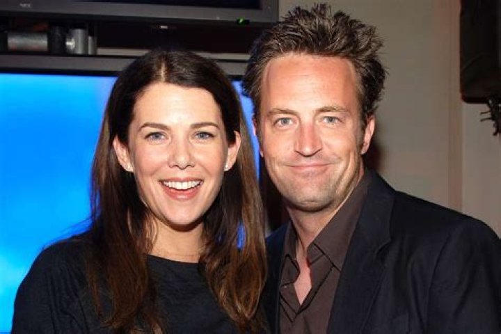 Lauren Graham And Matthew Perry On The Silver Screen