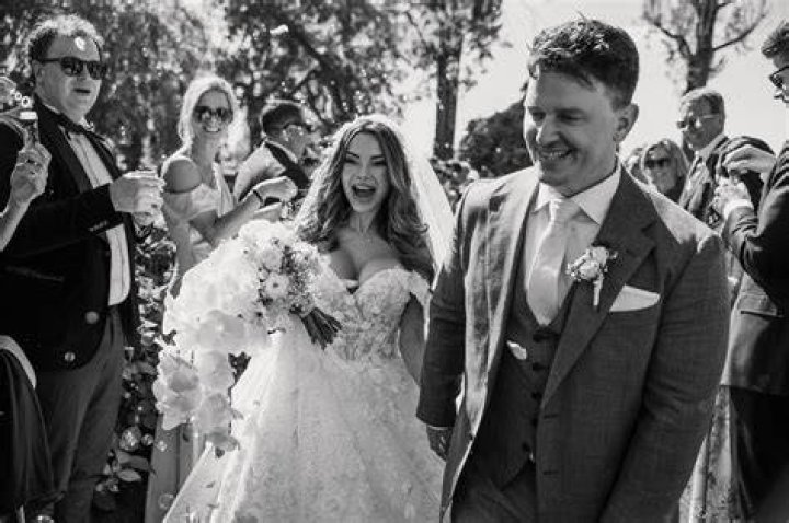 Lee Asher Ties The Knot: Celebrity Wedding Extravaganza