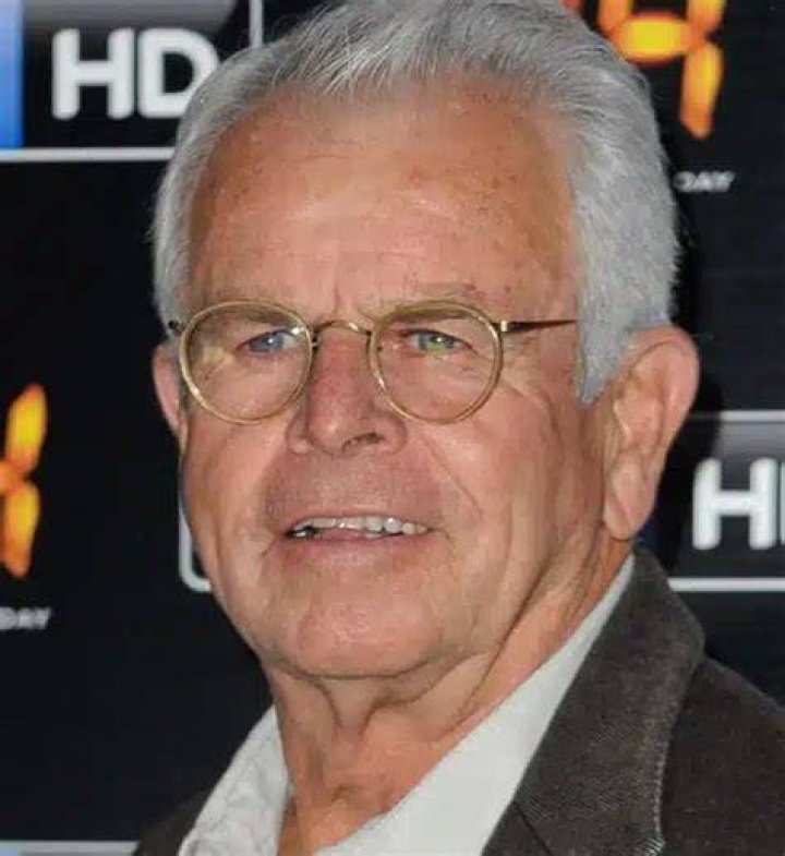 Legendary Actor William Devane's Impressive Net Worth