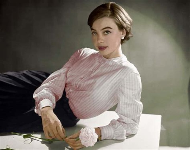 Leslie Caron - VivaX