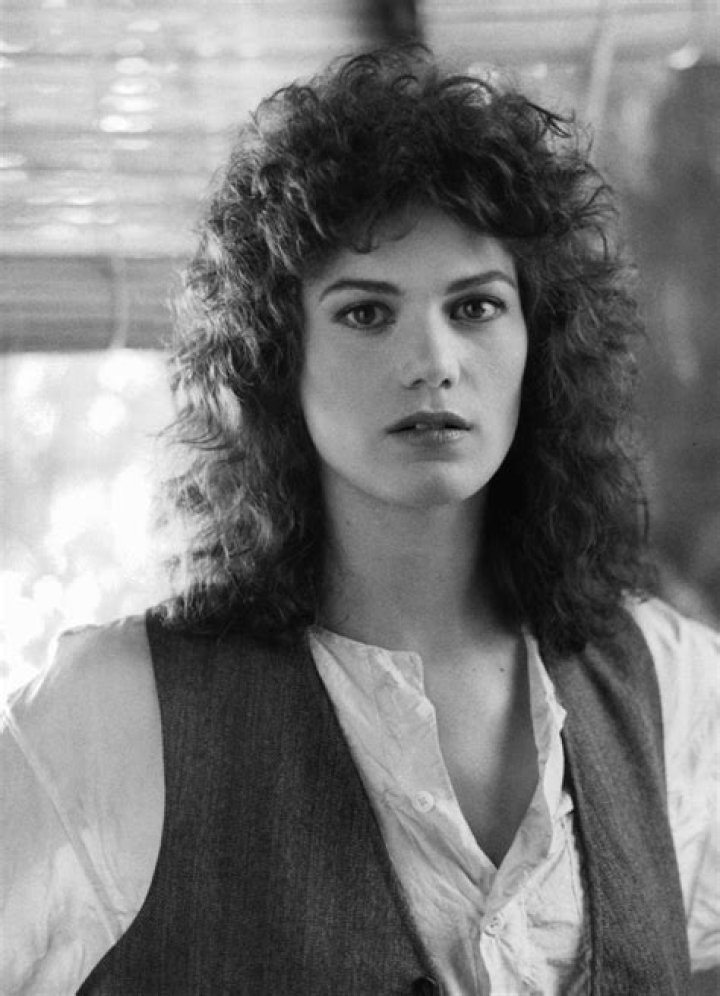 Linda Fiorentino's Journey From Stardom To Seclusion