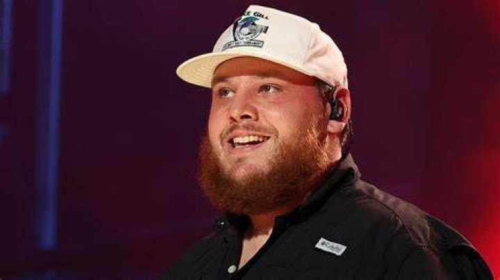 Luke Combs' Political Beliefs: A Deep Dive Into His Views On The Issues