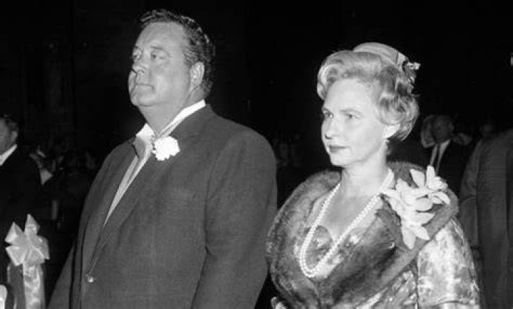 Meet Jackie Gleason's Enduring Spouse: A Legacy Of Love