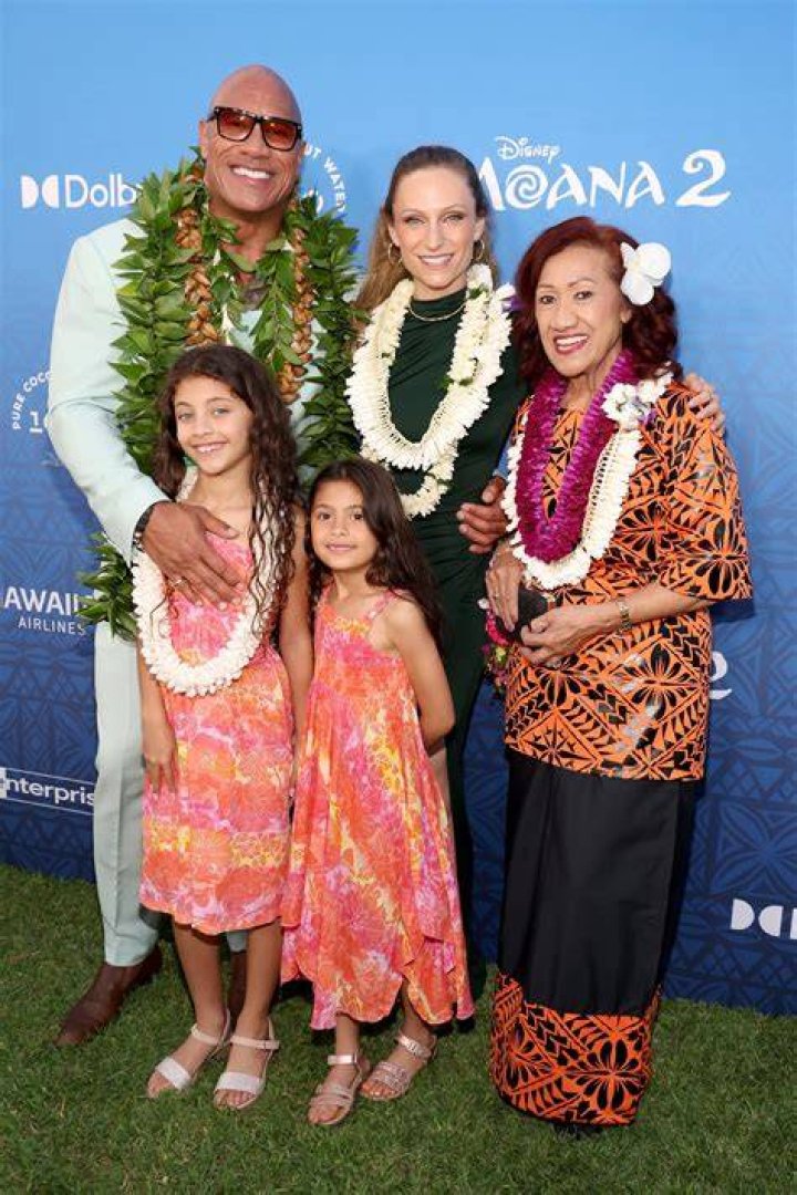 Meet The Family: Dwayne Johnson's Brothers And Sisters