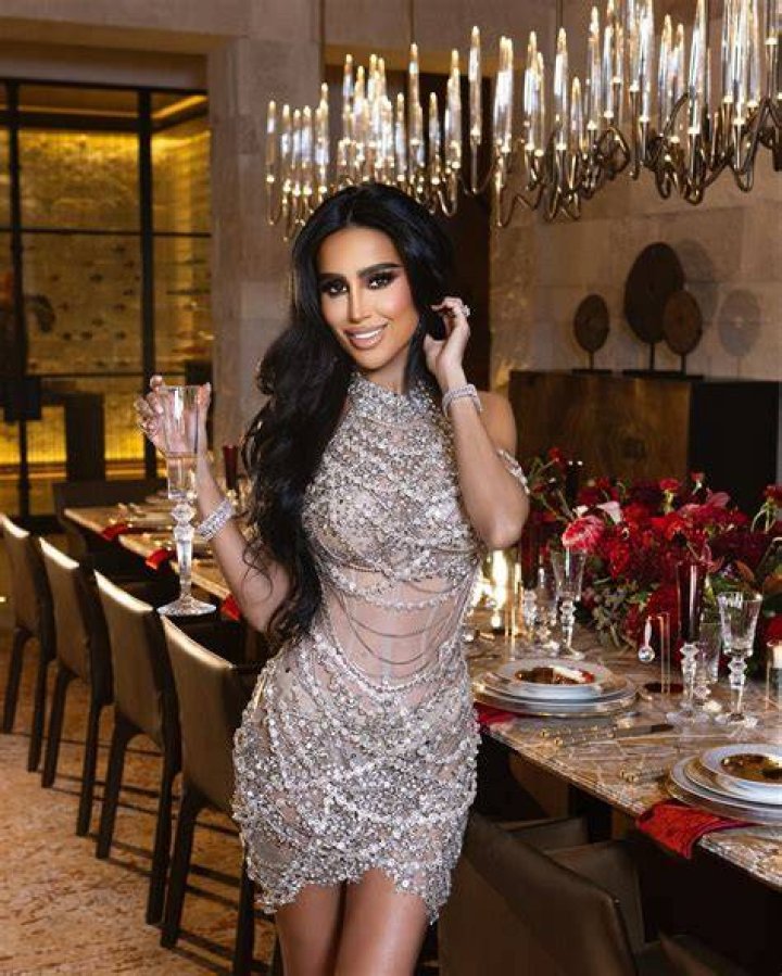 Meet The Glamorous Lilly Ghalichi: Lifestyle, Fashion, And Success