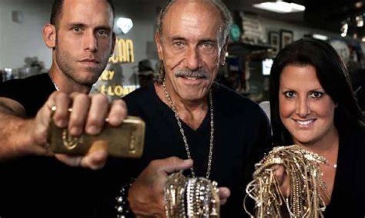 Meet The King Of Jewelry: Leslie Les Gold