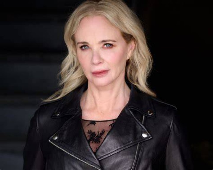 Meet The Significant Other Of Lauren Holly: A Journey Into Their Relationship