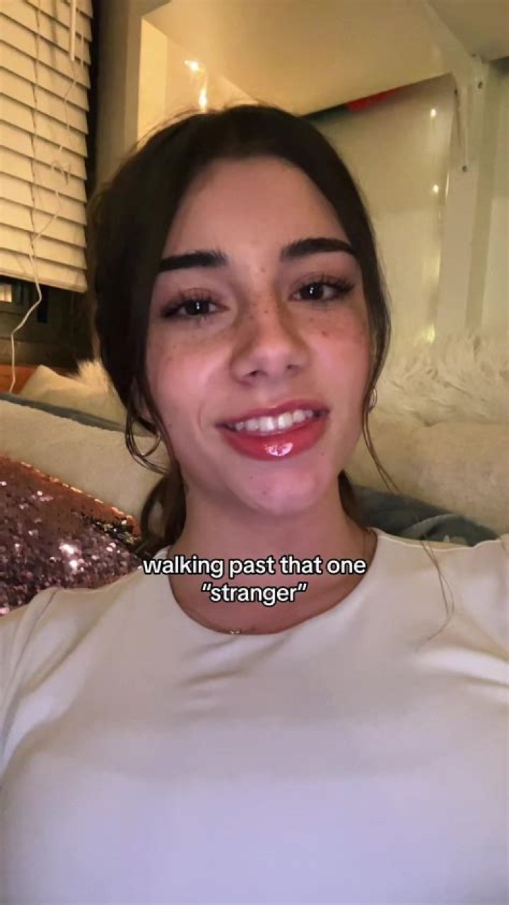 Mikayla Campinos' Leaked "Purple Lights" Footage