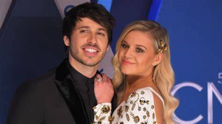 Morgan Evans And Kelsea Ballerini Tie The Knot