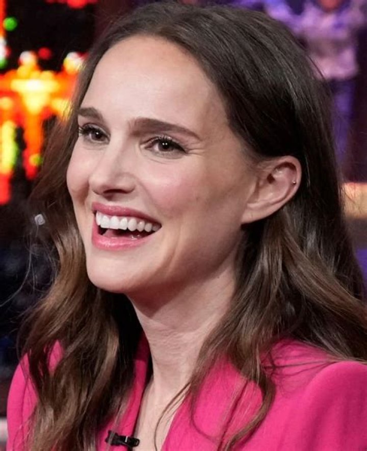 Natalie Portman's Tummy Transformation: Before And After Pictures