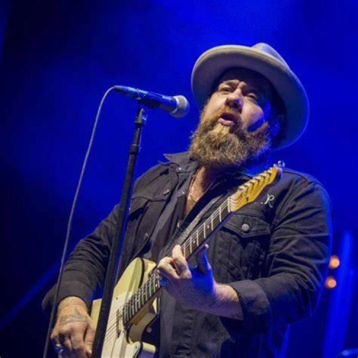 Nathaniel Rateliff: Height And Weight Unveiled