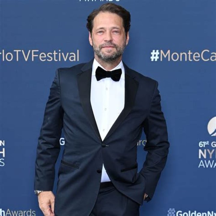 Net Worth, Wife, Movies, Age, Height, TV Shows, Accident, Children