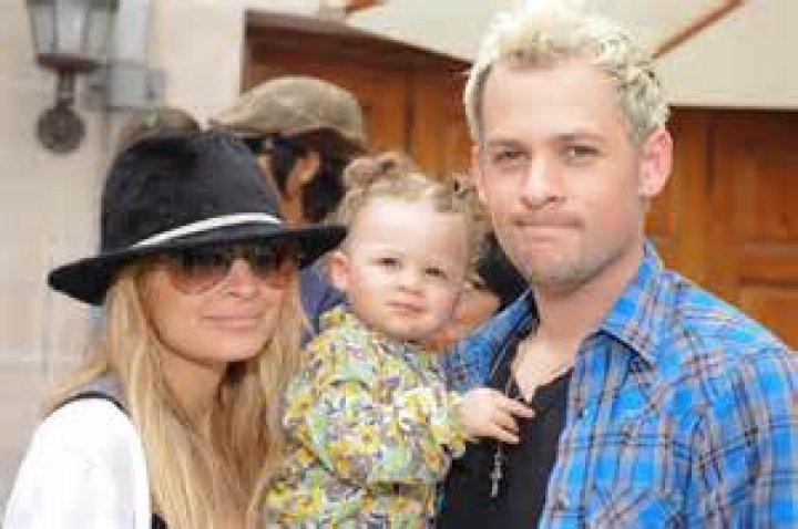 Nicole Richie and adorable Harlow on the cover of People