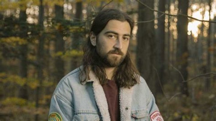 Noah Kahan's Personal Life: Wife, Children, And Family Explored