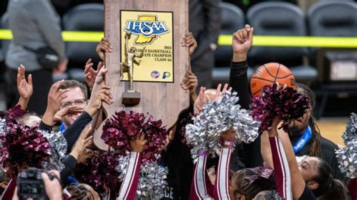 Page 10 - 2014-15 Girls Basketball State Finals Program