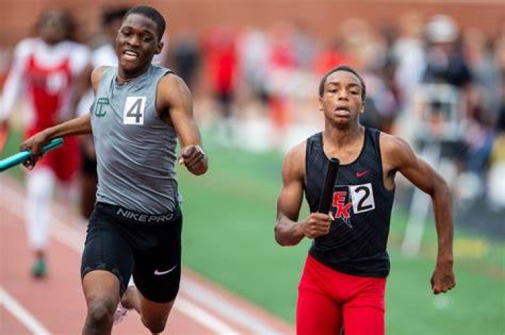 Page 7 - 2020-21 Boys Track & Field State Finals Program