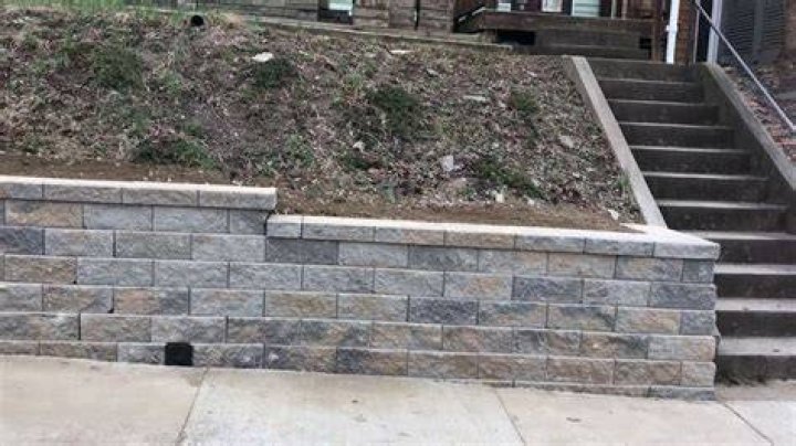 Professional Versa Lok Retaining Walls Installation In Pittsburgh