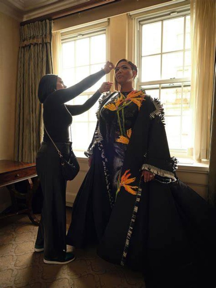 Queen Latifah Says "I Do!"