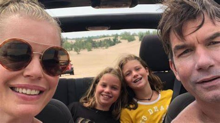 Rebecca Romijn and Jerry OConnell have twin girls