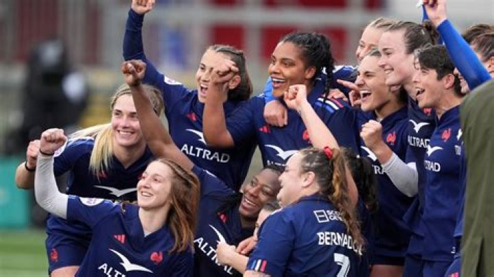 regarder France Serbie en streaming tv JO 2024 : foot, hand, rugby féminin... sur quelles chaînes et 29 juillet 2024 Direct