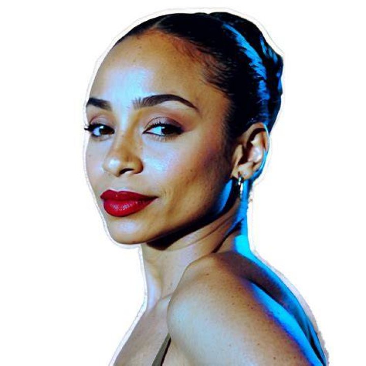 Sade's Journey As Mother And Daughter