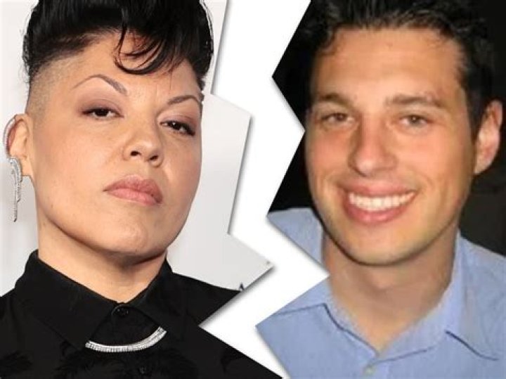Sara Ramirez Relationships