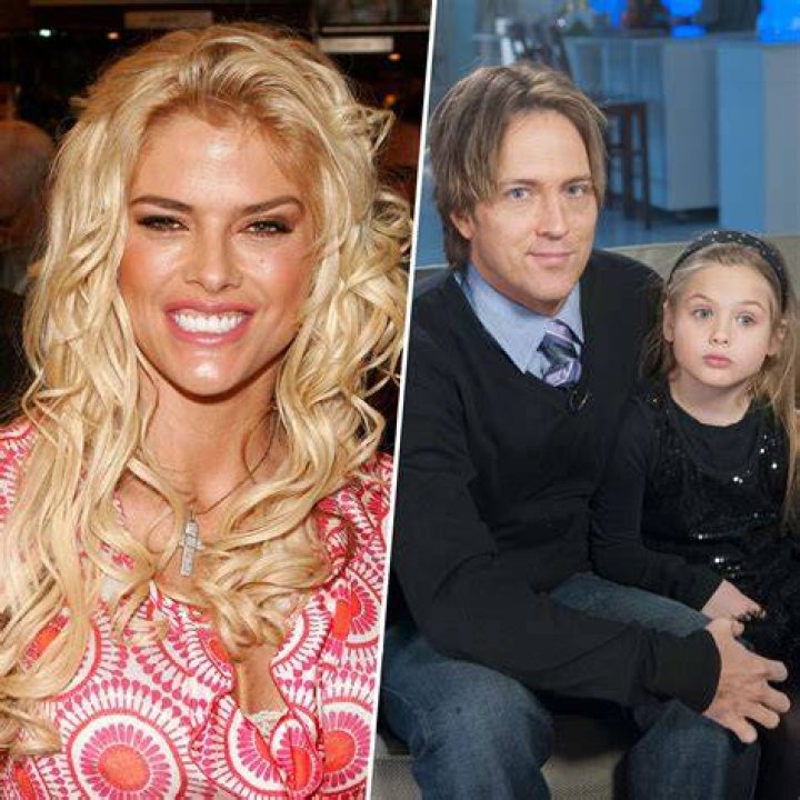 Stunning Photos Of Anna Nicole Smith's Daughter Through The Years