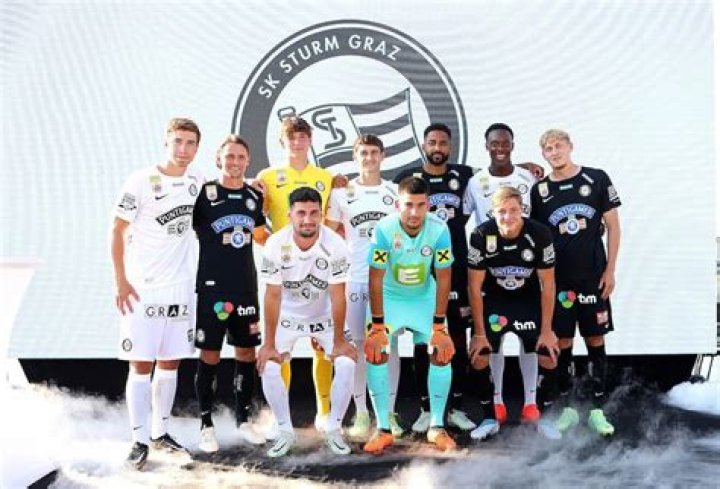Sturm Graz gegen Porto im tv Spielinfo | Sturm Graz - FC Porto : | KW30 | Fußball-Vereine 23 Juli 2024 Schaue fern