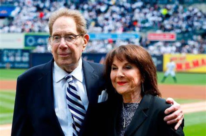 Suzyn Waldman's Marital Status Unveiled: Is She Married?