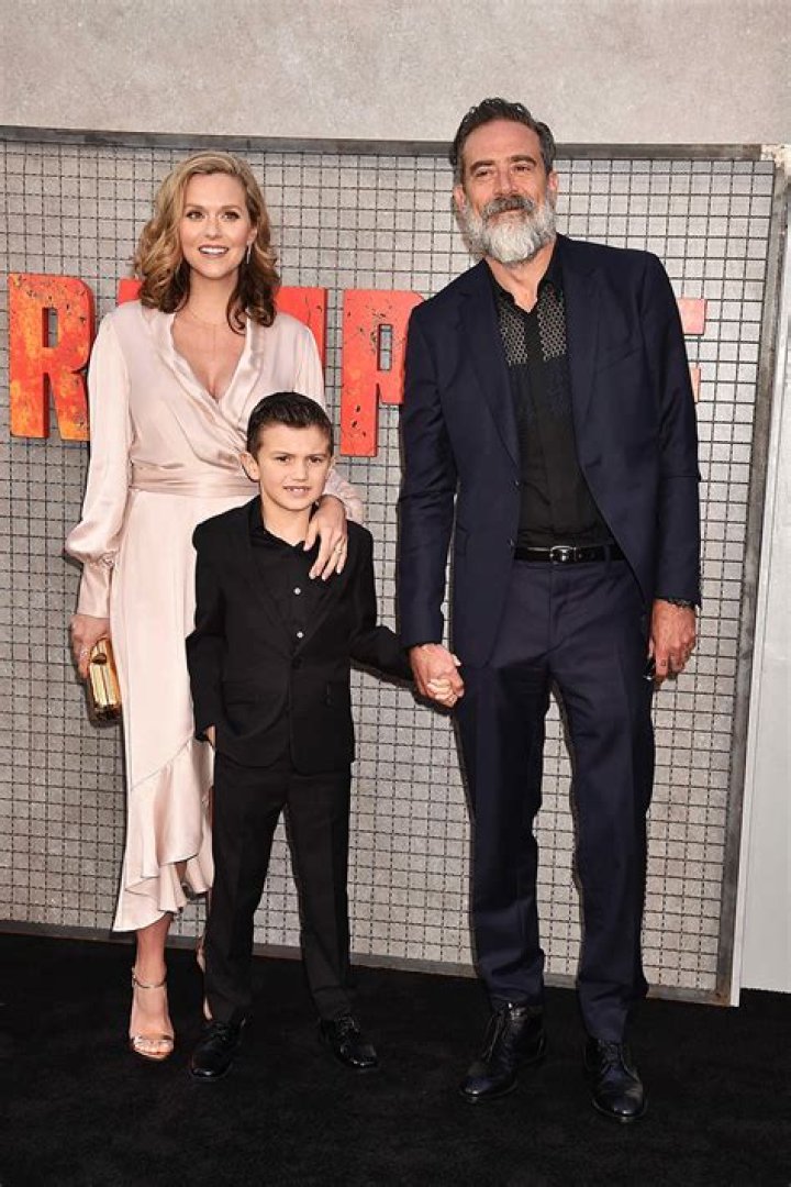 The Family Life Of Accomplished Actor: Jeffrey Dean Morgan